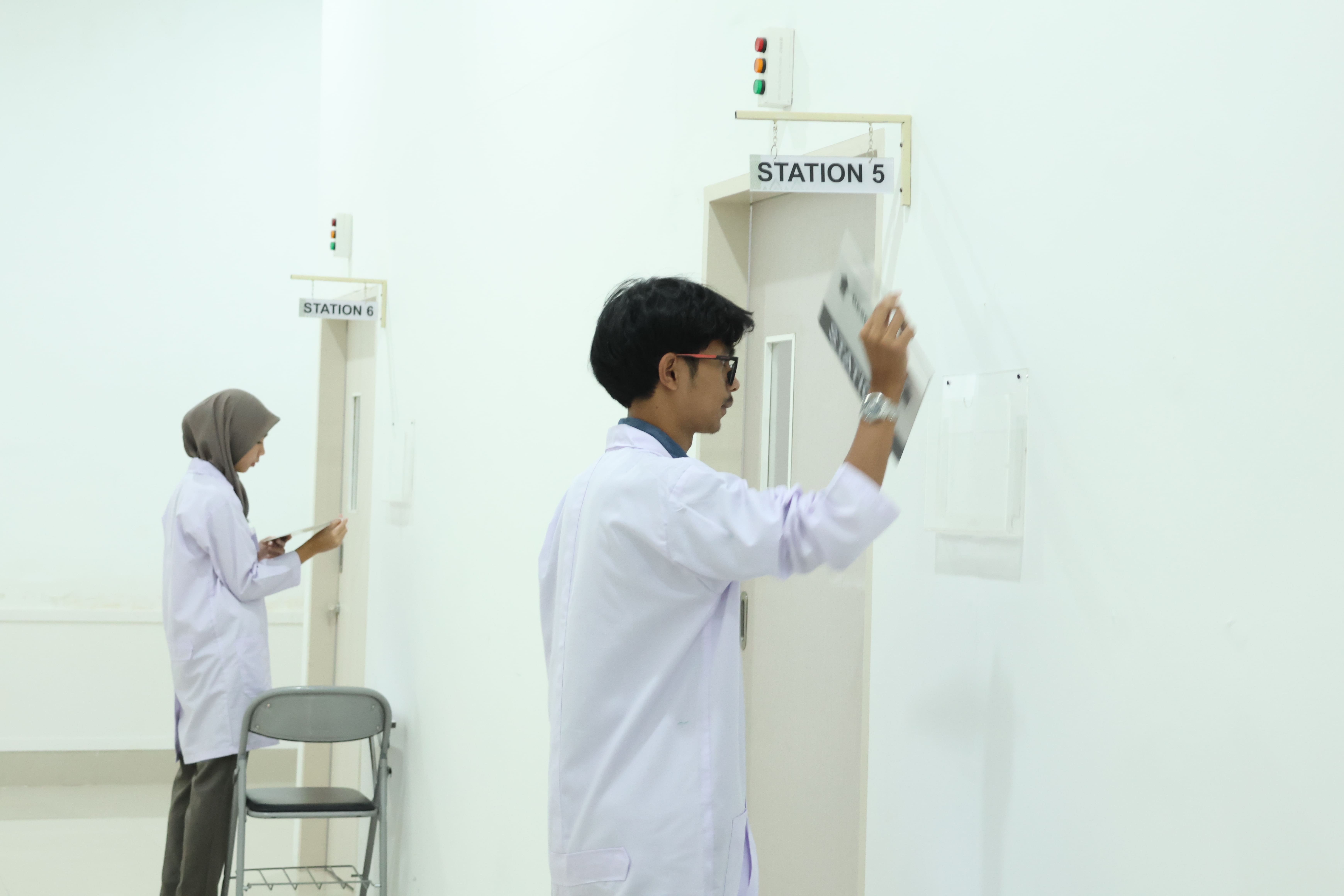 Ujian OSCE FK Universitas Hamzanwadi Uji Kompetensi Klinis Mahasiswa Secara Komprehensif