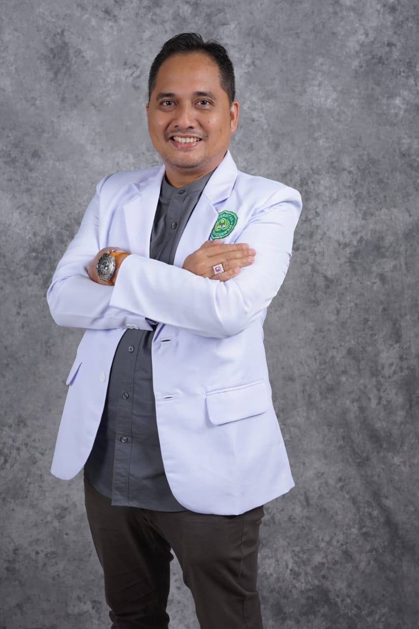 dr. Dede Iskandar, M.K.M.